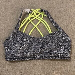 lulu bra size 4
